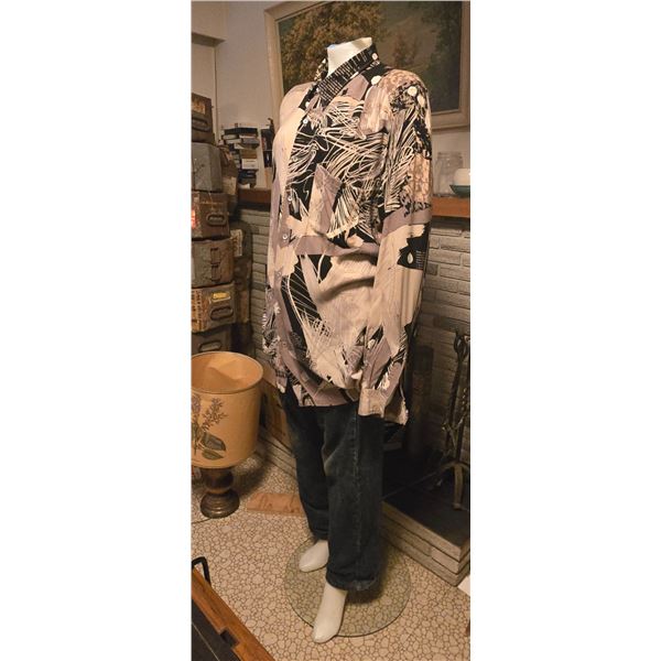 Floor Standing Mannequin w/ Clothes