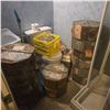 Image 2 : Room Content - includes various Vintage Octagonal Metal Film Reel Shipping Cases & Additional Room M