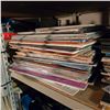 Image 4 : Collection of Vintage Vinyls Records - approx. 50 pcs (various conditions)