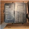 Image 3 : Group of Assorted Hand Tools & 5-pcs Drill Set