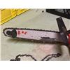 Image 3 : Vintage Homelite Super 2 SL Gas-Powered Chainsaw