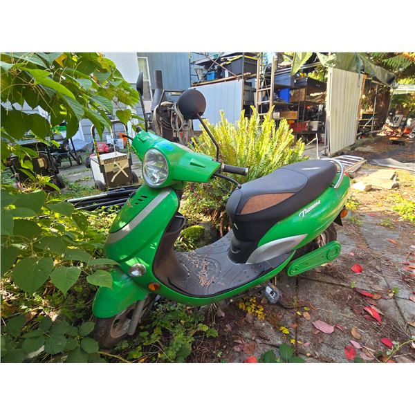 Tianma Electric Moped Scooter - For Parts or Repair