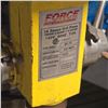 Image 3 : Force International 16-Speed Floor Drill Press with Vise