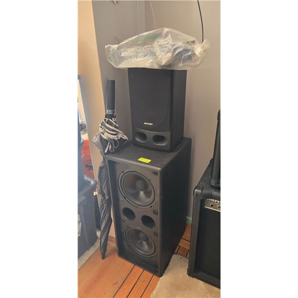 Group of 2x Speakers