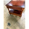 Image 10 : Pair of Hekman Two Drawer Side Tables 27"x27"x24.5"