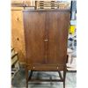 Image 3 : Century Furniture 2PC Lighted Bar Cabinet 40"x22"x79"
