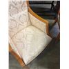 Image 13 : Hickory Manafacturing  Maple Inlaid Dinning Room Table 73"x41"x31" with 8 Hickory White Upholstered 