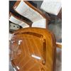 Image 27 : Hickory Manafacturing  Maple Inlaid Dinning Room Table 73"x41"x31" with 8 Hickory White Upholstered 