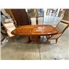 Image 31 : Hickory Manafacturing  Maple Inlaid Dinning Room Table 73"x41"x31" with 8 Hickory White Upholstered 