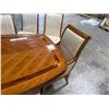 Image 6 : Hickory Manafacturing  Maple Inlaid Dinning Room Table 73"x41"x31" with 8 Hickory White Upholstered 