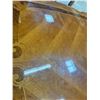Image 8 : Hickory Manafacturing  Maple Inlaid Dinning Room Table 73"x41"x31" with 8 Hickory White Upholstered 