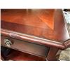 Image 6 : Pair of Hekman Georgetown Heights End Table with Drawer 24"x28"x27"