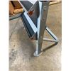 Image 14 : Hoist Fitness Dumbell Weight Rack 42"x26"x40"