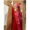 Image 3 : Group of Vevor Red Rope for Coral Stanchions