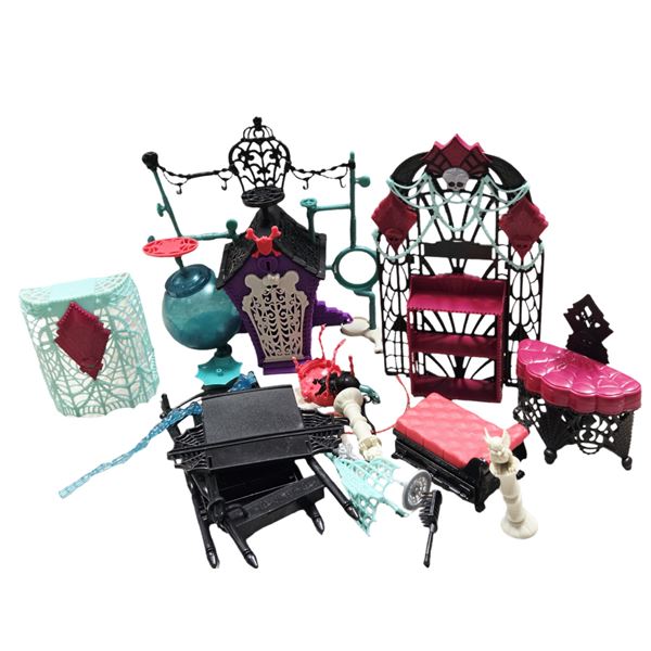 MONSTER HIGH PLAY SETS