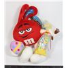 Image 1 : 2003 M&M RED EASTER BUNNY PLUSH HOLDING A PAINT