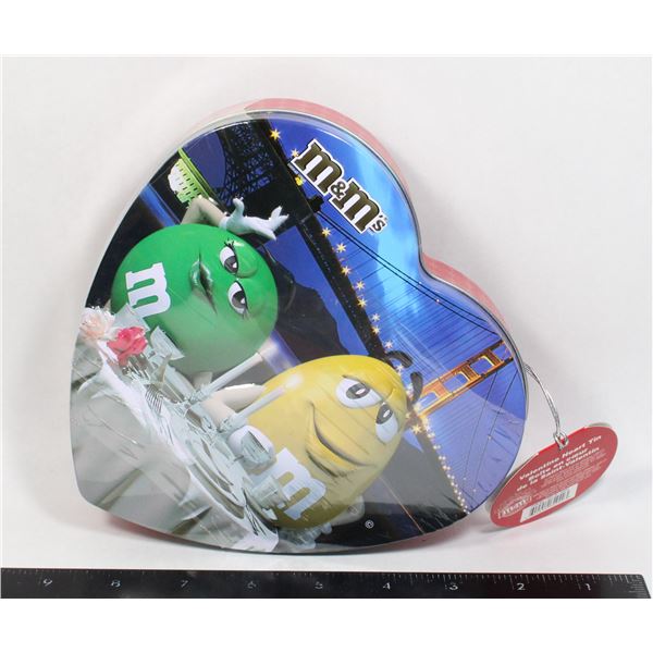 M&MS VALENTINES HEART TIN FEATURING GREEN AND YELL