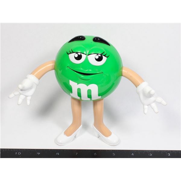M&M PLASTIC FIGURINE FEATURING GREEN
