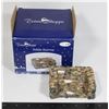 Image 1 : VINTAGE TRIM SHOPPE PEBBLE STAIRWAY ORNAMENT