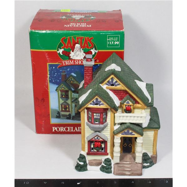VINTAGE SANTAS TRIM SHOPPE PORCELAIN HOUSE
