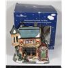Image 1 : VINTAGE TRIM SHOPPE ILLUMINATED PORCELAIN TOY SHOP