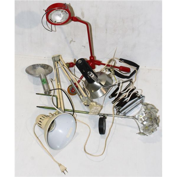 BOX OF LAMPS AND LIGHTS