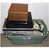 Image 1 : TOTE OF ASSORTED VINTAGE ELECTRONICS. ALL UNTESTED