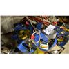 Image 3 : GROUP OF ASSORTED FALL PROTECTION EQUIPMENT
