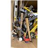 Image 8 : BOX OF ASSORTED HAND TOOLS, CLAMPS, EXTENSION CORDS, LEVELS & MORE