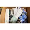 Image 4 : 3 BOXES OF HARDHATS, LEATHER WORK GLOVES, SAFETY GLASSES & LIGHTBULBS