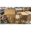 Image 1 : PALLET OF ASSORTED OFFICE BINDERS
