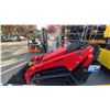 Image 6 : SDLOOL SL-1050K RED DIESEL POWERED 24HP STAND ON RUBBER TRACK MINI SKID STEER LOADER WITH