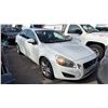 Image 4 : 2011 VOLVO S60 T6, 4DRSD, WHITE, VIN YV1902FH6B2016253,