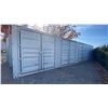 Image 4 : GREY 40' 52,910 LB MAX CAPACITY INDUSTRIAL TRANSPORT CONTAINER WITH 4 DUAL SWING SIDE DOORS DUAL