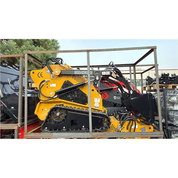 AGT INDUSTRIAL MX-CRT23 GAS POWERED MINI SKID STEER LOADER WITH A 32 W BUCKET & 739 CC ENGINE
