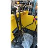 Image 7 : SDLANCH SDLD25 YELLOW RIDE ON GAS POWERED MINI CRAWLER DUMPER, 3 SPEED, 9" TRACKS, MANUAL DUMP