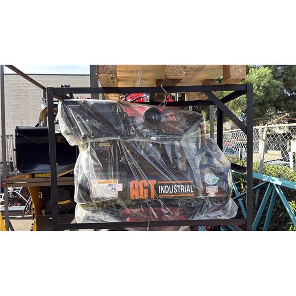 AGT 420CC 15HP BLACK INDUSTRIAL AIR COMPRESSOR, 40 GALLON