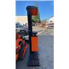 Image 3 : GIYI HLS82 HORIZONTAL HYDRAULIC LOG SPLITTER SKID STEER ATTACHMENT