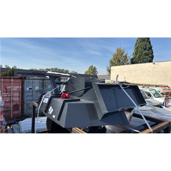 GIYI MDM50 MINI SKID STEER MINI DISC MULCHER ATTACHMENT WITH 33  CUTTER DIAMETER, 150-200 RPM,