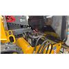 Image 5 : AGT INDUSTRIAL MX-CRT23 GAS POWERED MINI SKID STEER LOADER WITH A 32"W BUCKET & 739 CC ENGINE