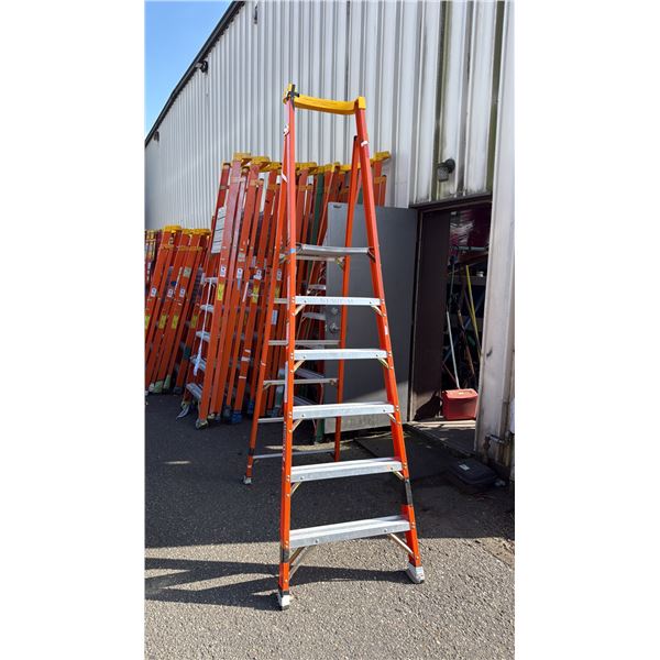 ALLRIGHT HEAVY DUTY 6' ORANGE CARBON FIBER INDUSTRIAL PLATFORM LADDER