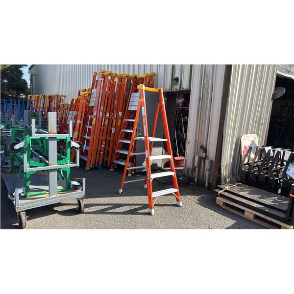ALLRIGHT HEAVY DUTY 4' ORANGE CARBON FIBER INDUSTRIAL PLATFORM LADDER
