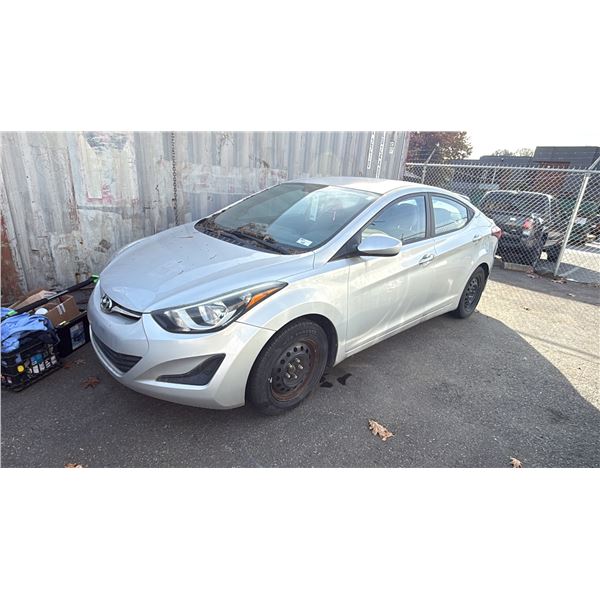 2015 HYUNDAI ELANTRA, 4DRSD, GREY, VIN 5NPDH4AE9FH558694,