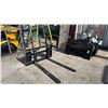 Image 1 : AGT INDUSTRIAL SAII100 SKID STEER PALLET FORK ATTACHMENT WITH 48" FORKS