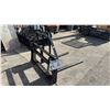 Image 2 : AGT INDUSTRIAL SAII100 SKID STEER PALLET FORK ATTACHMENT WITH 48" FORKS