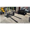 Image 1 : AGT INDUSTRIAL SAII100 SKID STEER PALLET FORK ATTACHMENT WITH 48" FORKS
