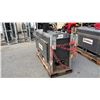 Image 3 : LINCOLN ELECTRIC CLASSIC 300D HEAVY DUTY INDUSTRIAL DIESEL POWERED WELDING POWER SOURCE ON METAL