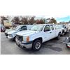 Image 1 : 2013 GMC SIERRA SLE, 4DR CREW CAB PICKUP, WHITE, VIN 1GTR1TEA6DZ182800,