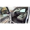 Image 5 : 2013 GMC SIERRA SLE, 4DR CREW CAB PICKUP, WHITE, VIN 1GTR1TEA6DZ182800,