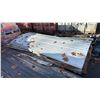Image 1 : 5 STACK OF APPROX 250PCS 3' X 10' WHITE GALVALUME STEEL ROOFING SHEETS